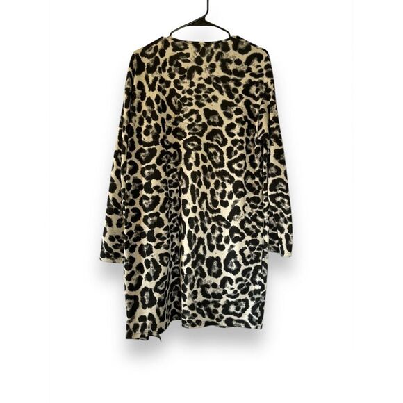 Womens Soft GreyBlack Animal Print Long Sleeve Open Front Sweater sz L Wild Edgy - Picture 5 of 5